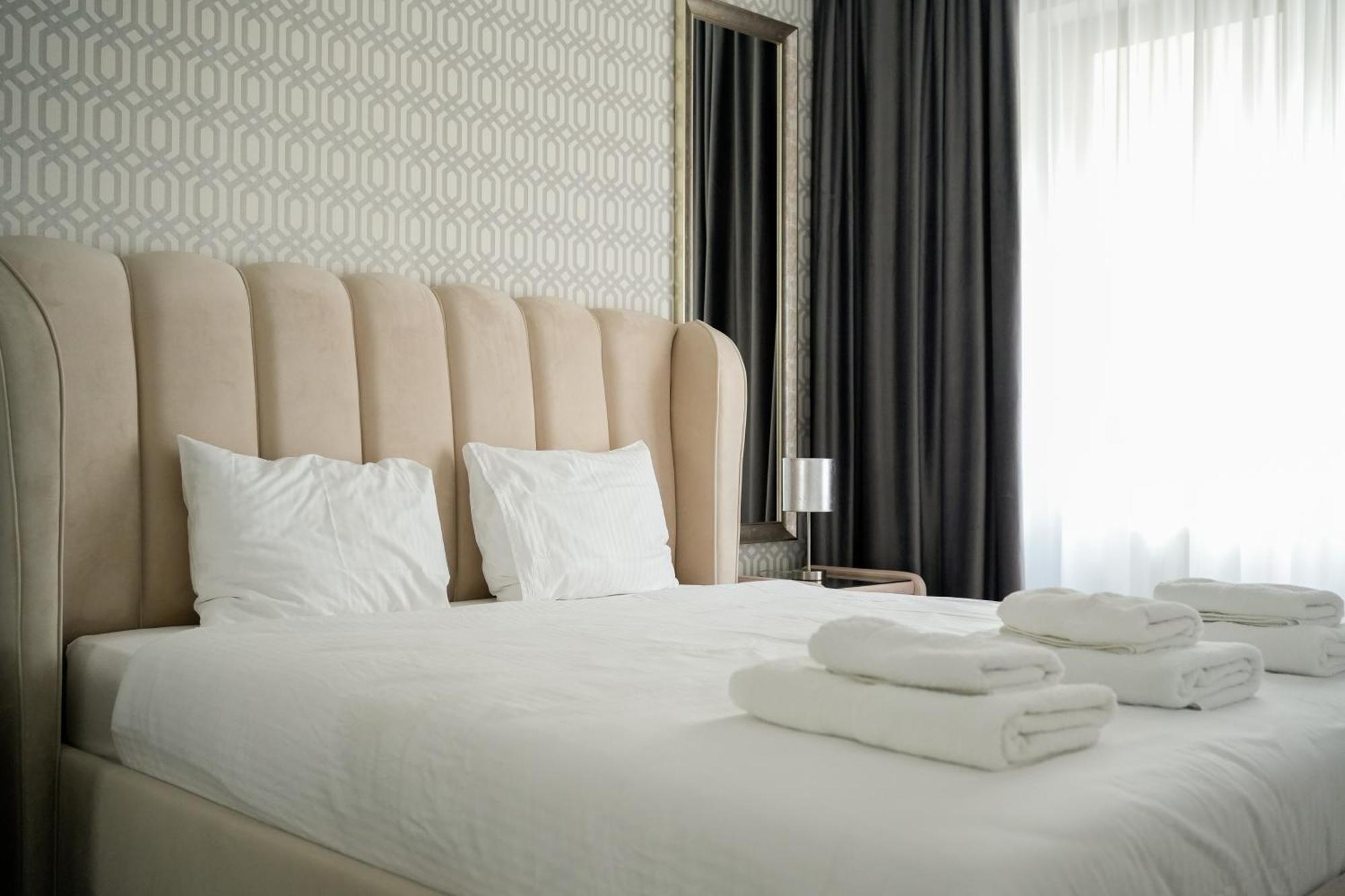 Karol Suites Bucarest Esterno foto